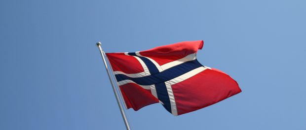 the-norwegian-flag-1445265-1599x1061